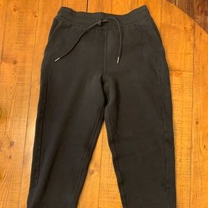 Lululemon Scuba High-Rise Jogger